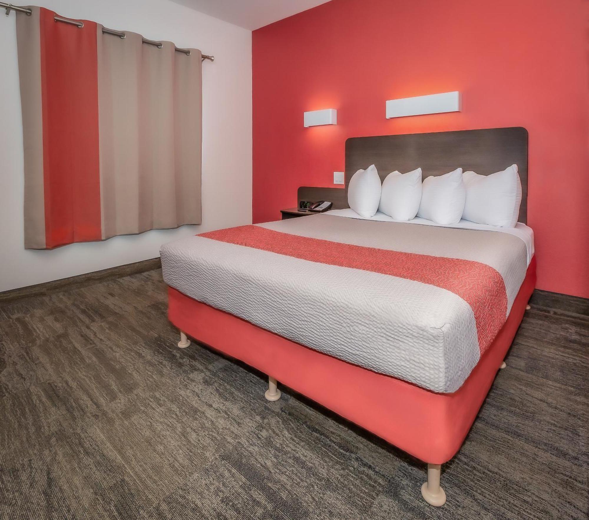 Motel 6-Saskatoon, Sk מראה חיצוני תמונה