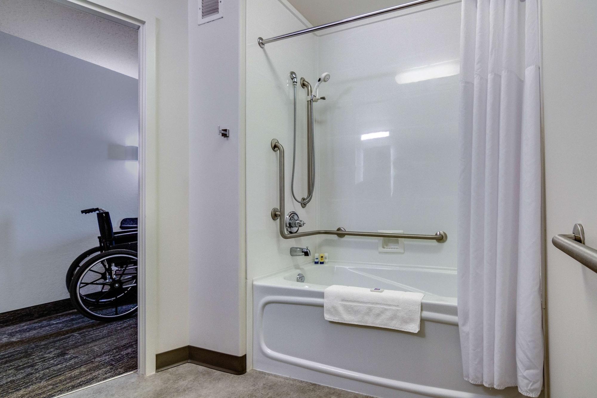 Motel 6-Saskatoon, Sk מראה חיצוני תמונה