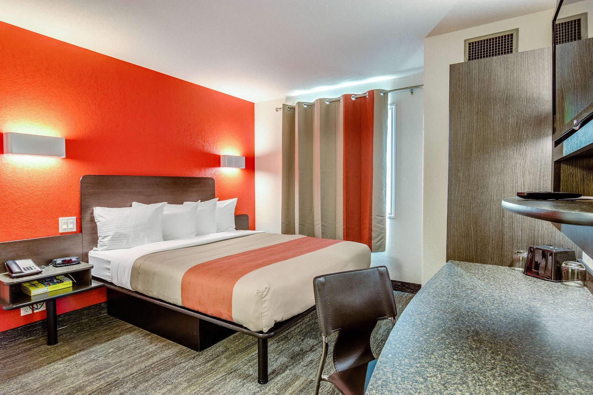 Motel 6-Saskatoon, Sk מראה חיצוני תמונה