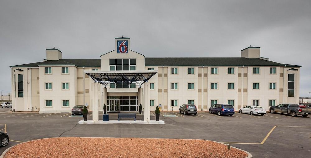 Motel 6-Saskatoon, Sk מראה חיצוני תמונה
