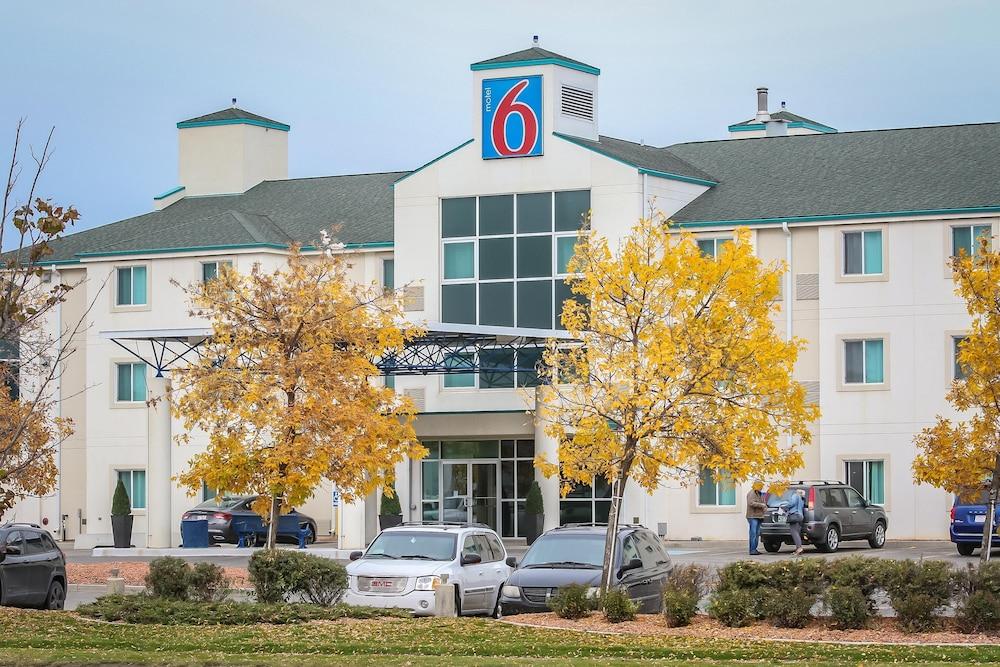 Motel 6-Saskatoon, Sk מראה חיצוני תמונה